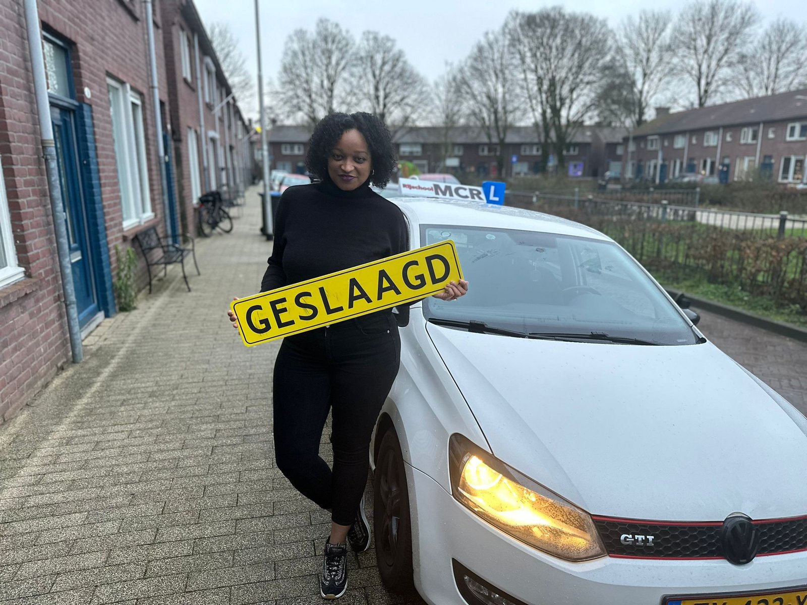Geslaagd bij Rijschool MCR