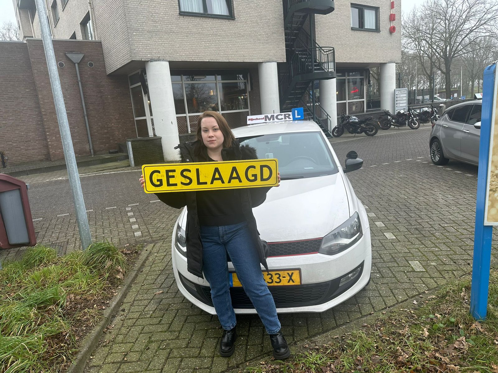 Geslaagd bij Rijschool MCR